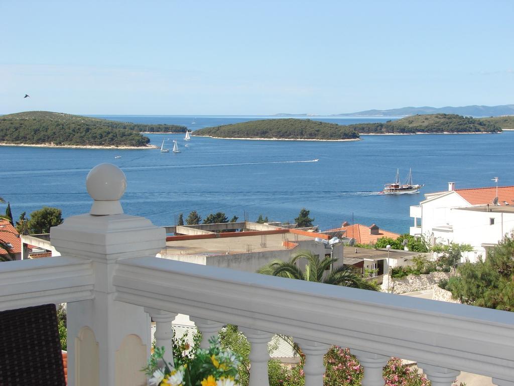 Apartments Spiko Hvar Town Exterior photo